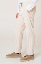 "Leisure Fit" trousers in stretch velvet