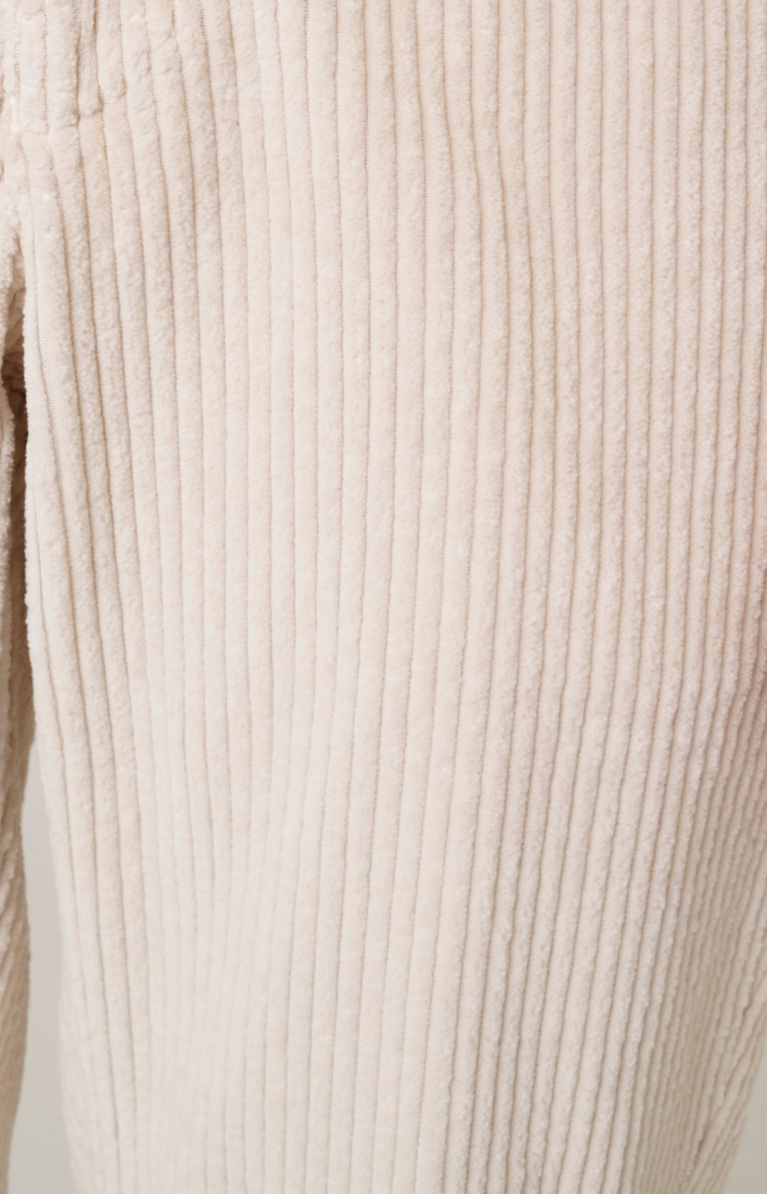 "Leisure Fit" trousers in stretch velvet