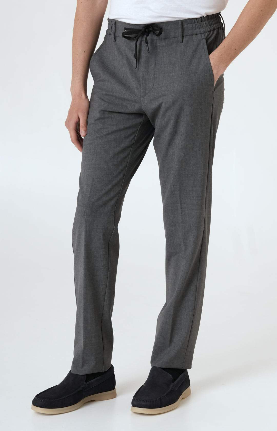Pantalone "Leisure Fit" in lana stretch ultra-light