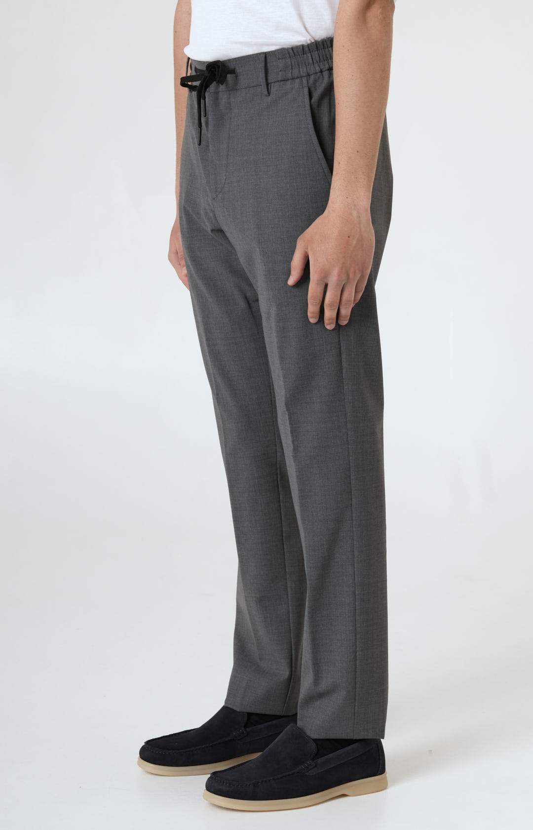 Pantalone "Leisure Fit" in lana stretch ultra-light