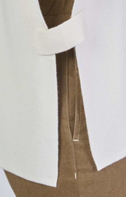 MANTELLA_57253_12853_C001_004