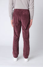 Pantalone "Leisure Fit" in velluto stretch