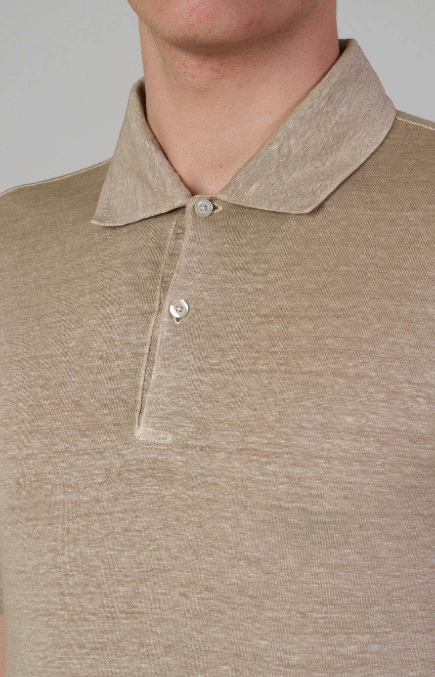 Short-sleeved polo shirt in ultra-light linen jersey