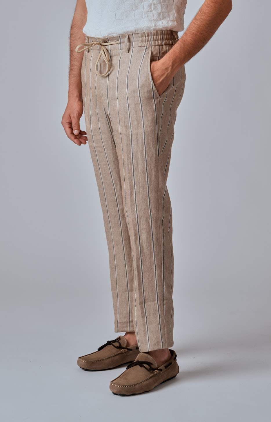Pantalone da uomo in lino Leisure Fit beige con righe marroni