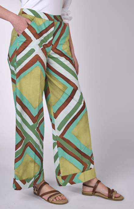 Pantalone gamba larga con fantasia geometrica_COL_483_03