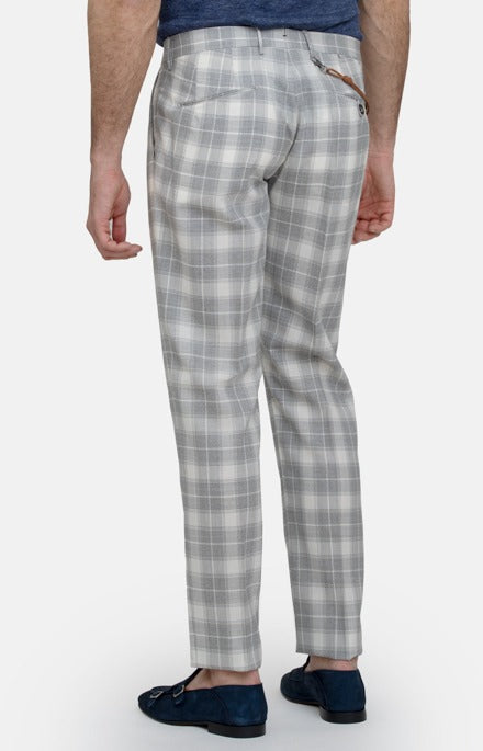 Pantalone leisure fit in lana vergine con pince_393_2