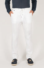 “Leisure Fit” linen trousers
