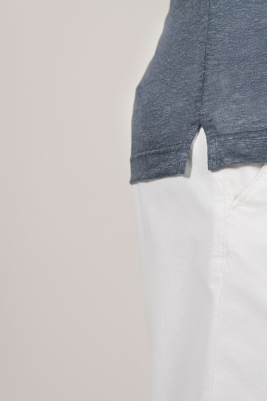 Long-sleeved polo shirt in ultra-light linen jersey