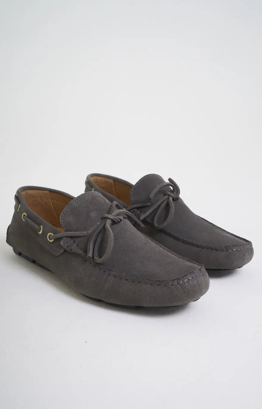 Mocassino barca in pelle scamosciata