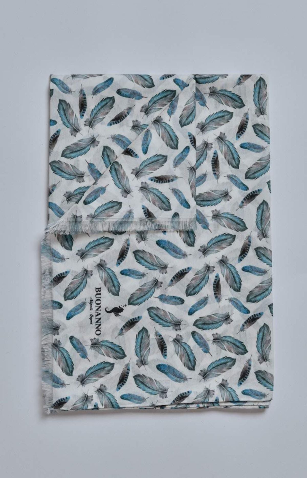 Patterned scarf in ultra-light silk and cotton