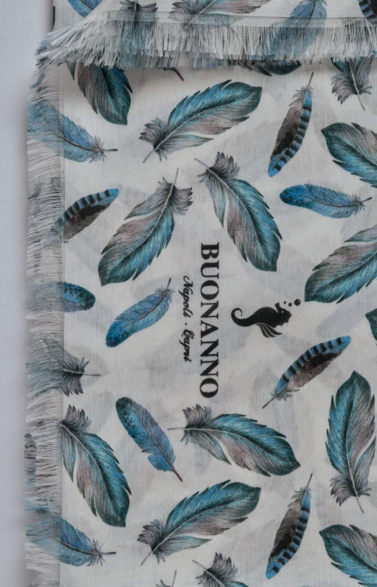 Patterned scarf in ultra-light silk and cotton