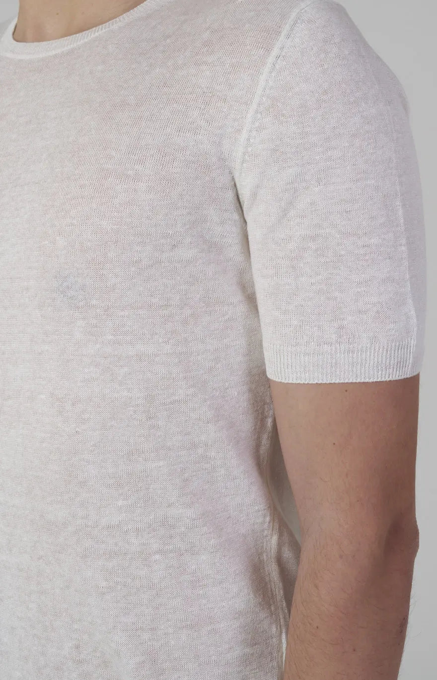 Short-sleeved T-shirt in ultra-light linen jersey