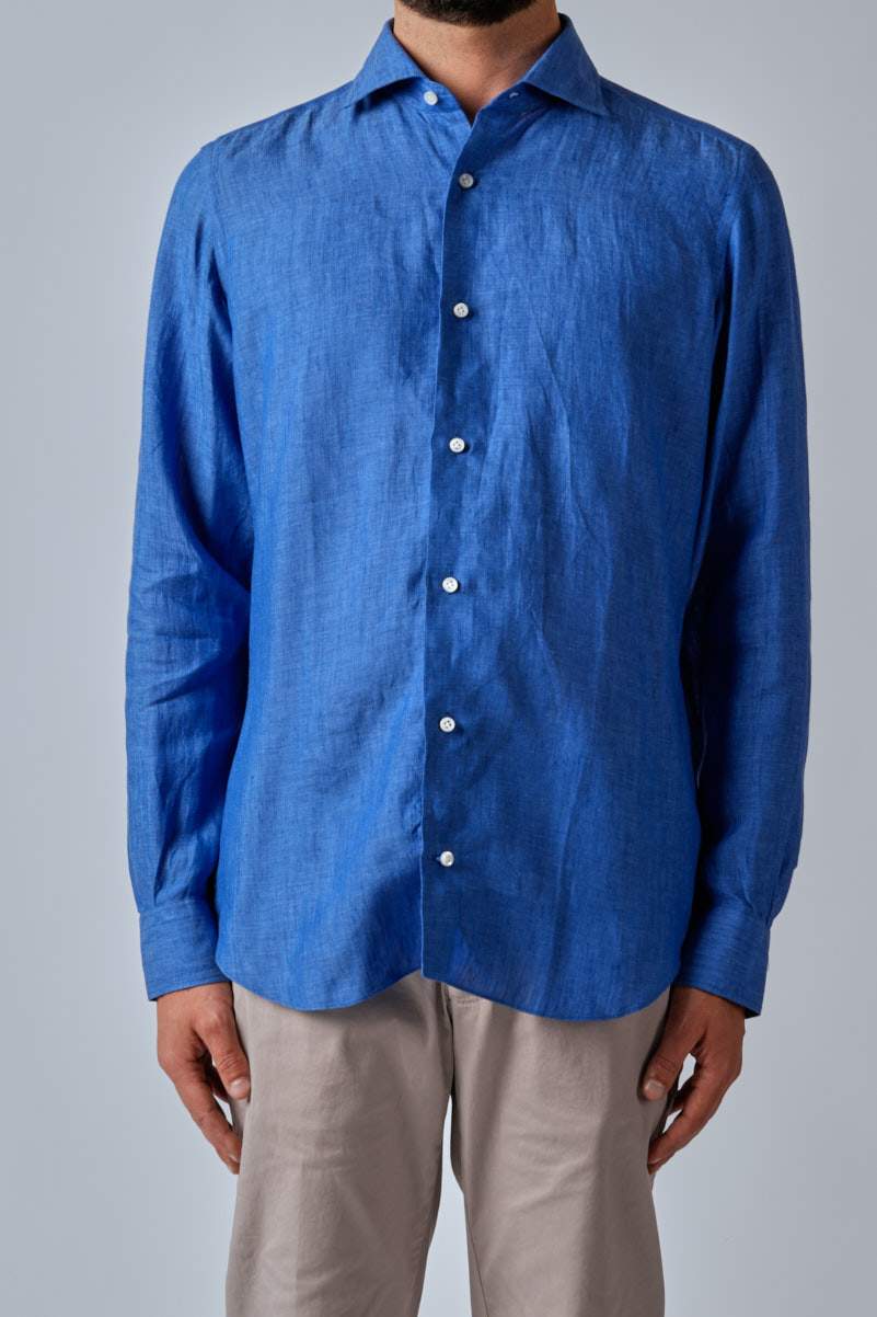 Camicia in lino con collo francese
