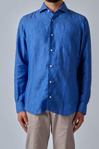 Camicia in lino con collo francese