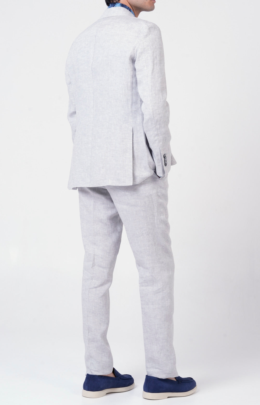 Linen suit with "leisure fit" trousers