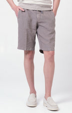 “Leisure fit” linen Bermuda shorts