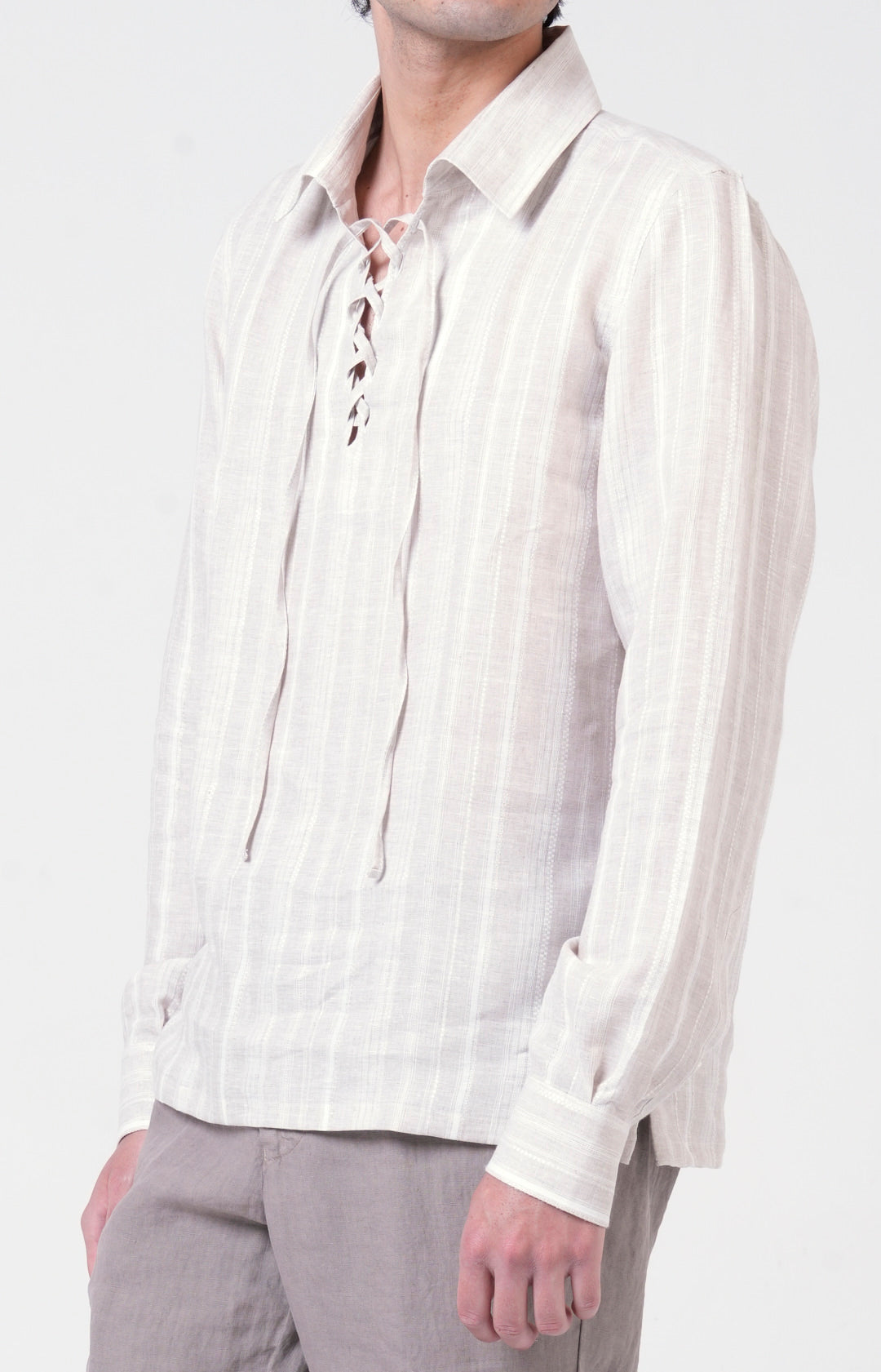 Casacca in lino con collo gladiatore