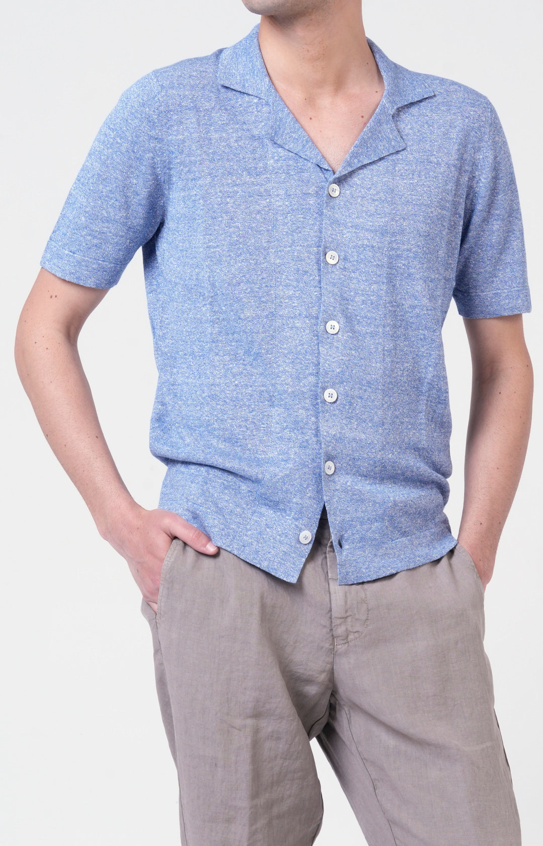 Short-sleeved shirt in linen and cotton knit