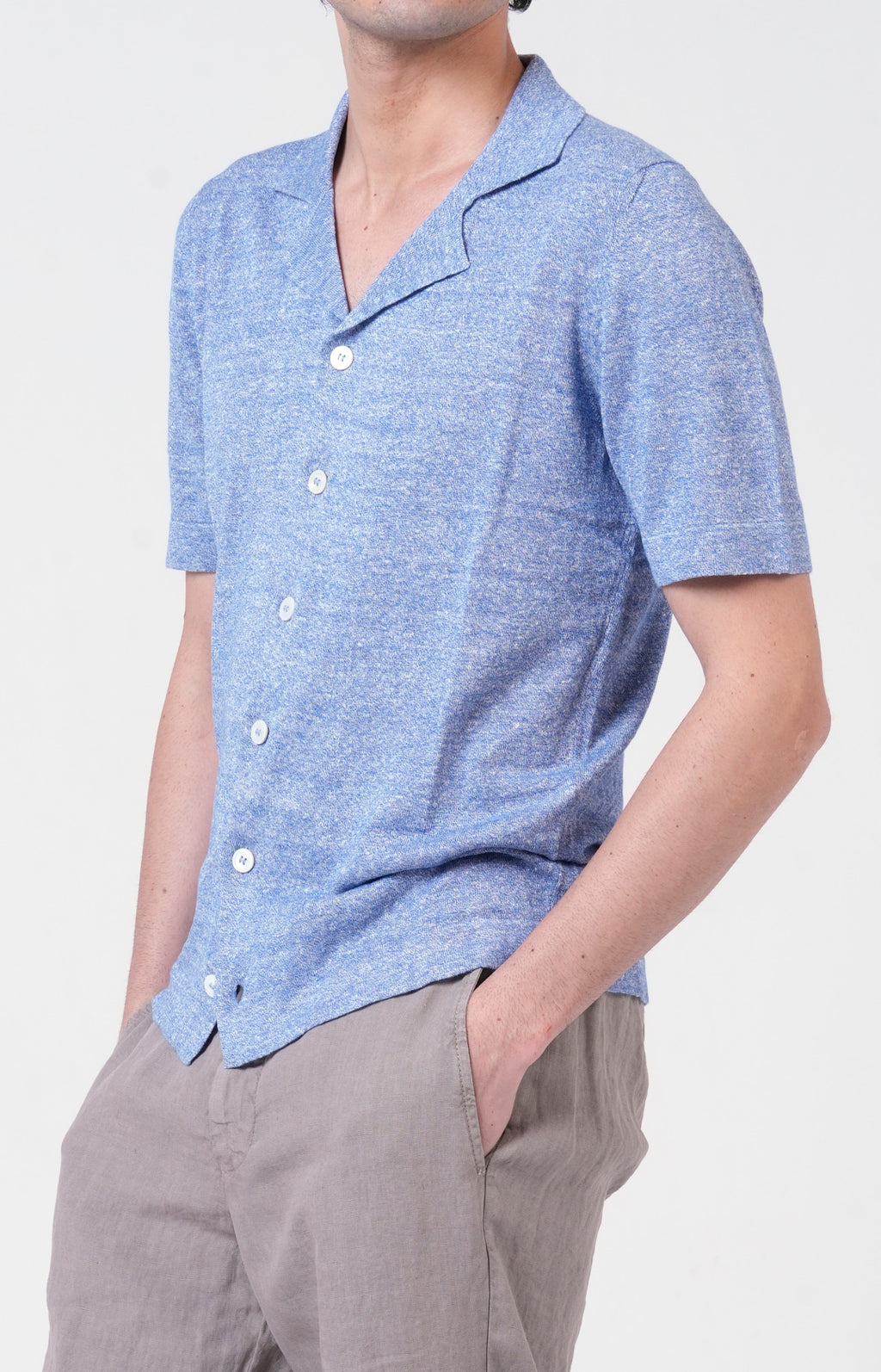 Short-sleeved shirt in linen and cotton knit