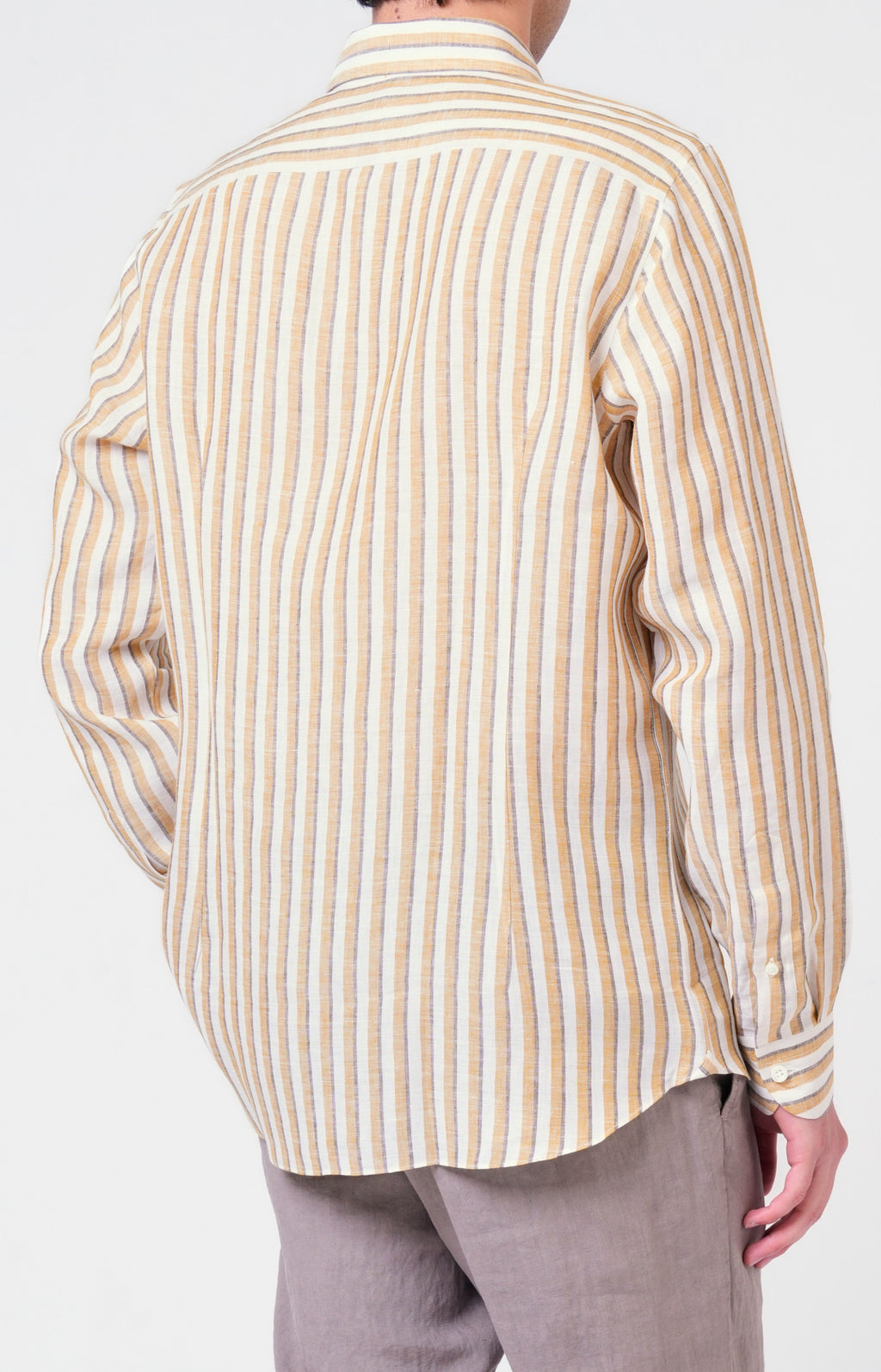 Camicia in lino rigato con collo francese