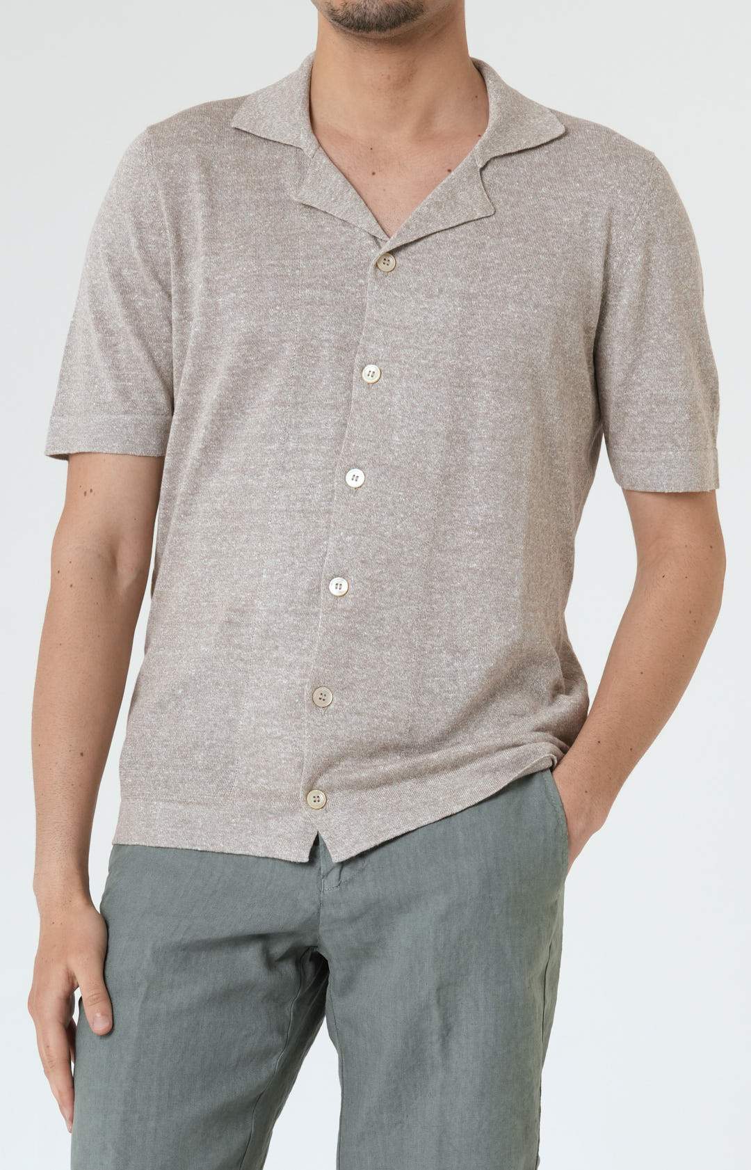 Short-sleeved shirt in linen and cotton knit