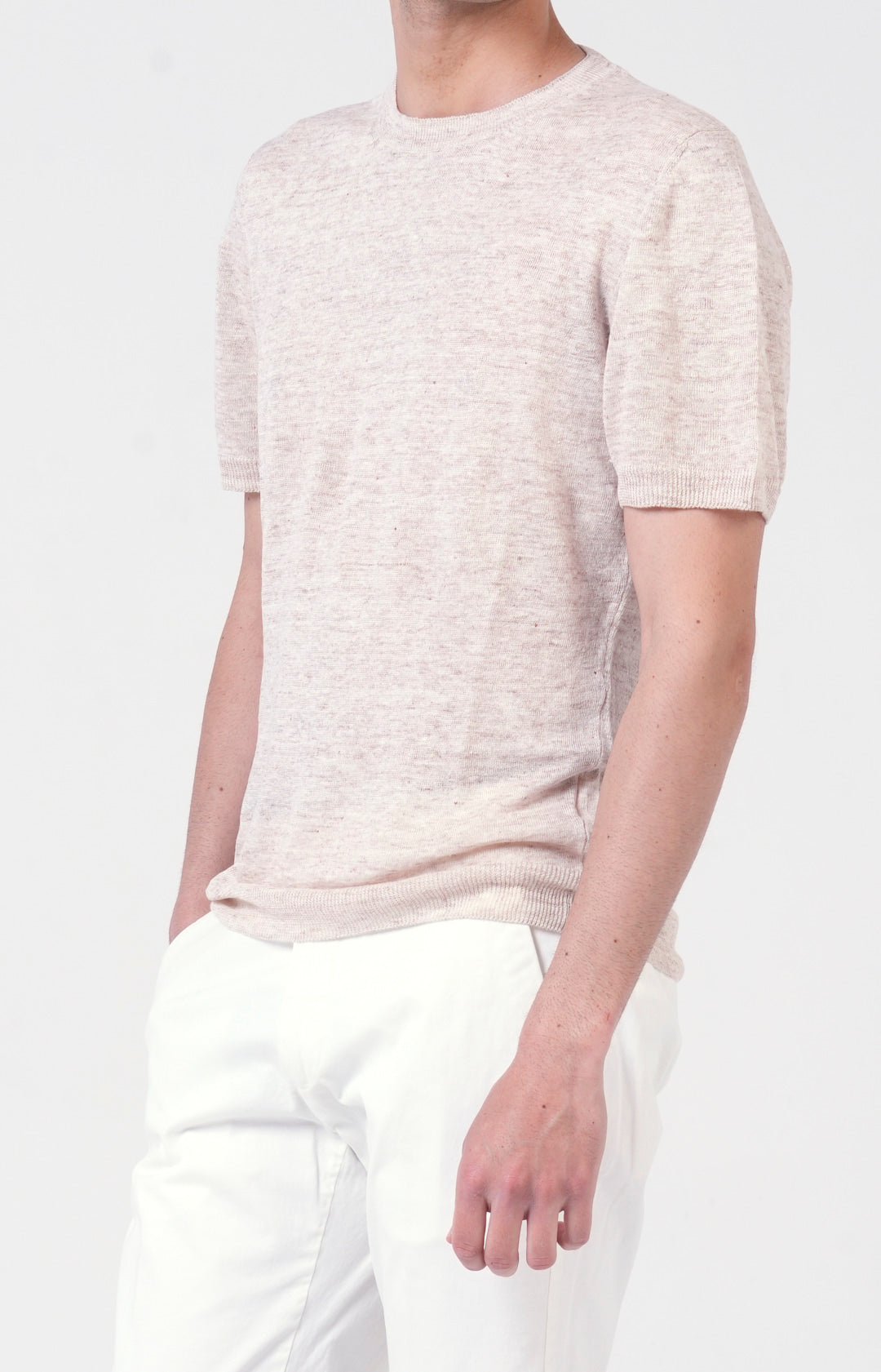 Short-sleeved T-shirt in ultra-light linen jersey