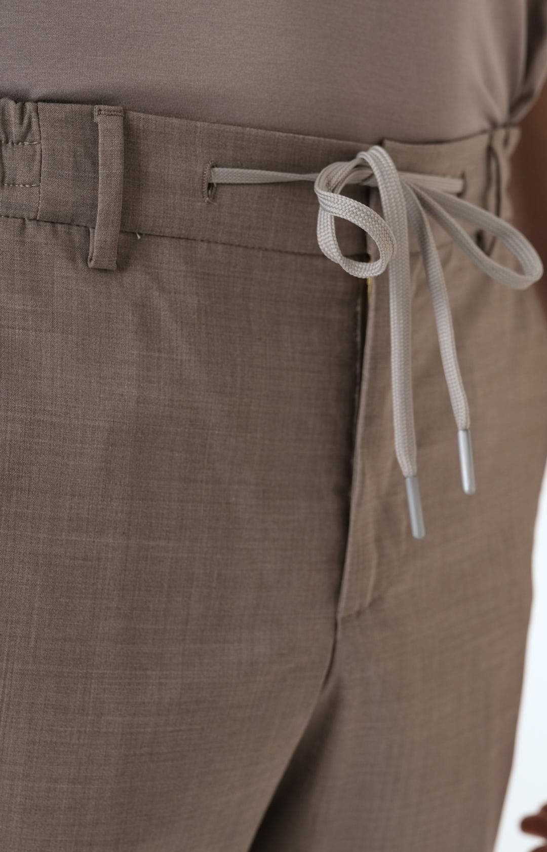 Pantalone "Leisure Fit" in lana stretch ultra-light