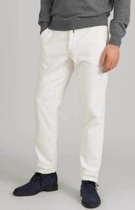 "Leisure Fit" trousers in stretch velvet