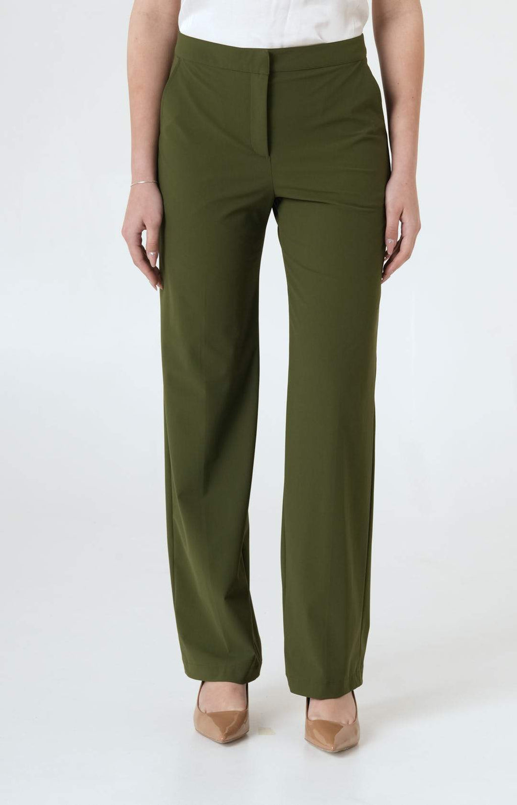 Stretch fabric trousers