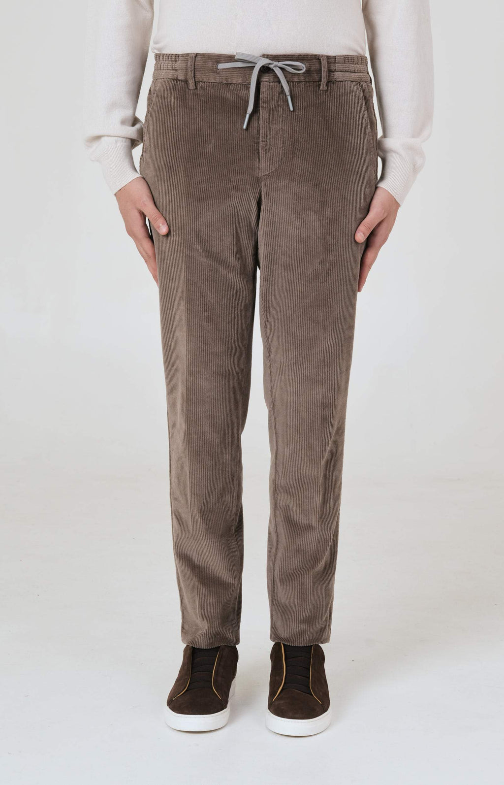 "Leisure Fit" trousers in stretch velvet