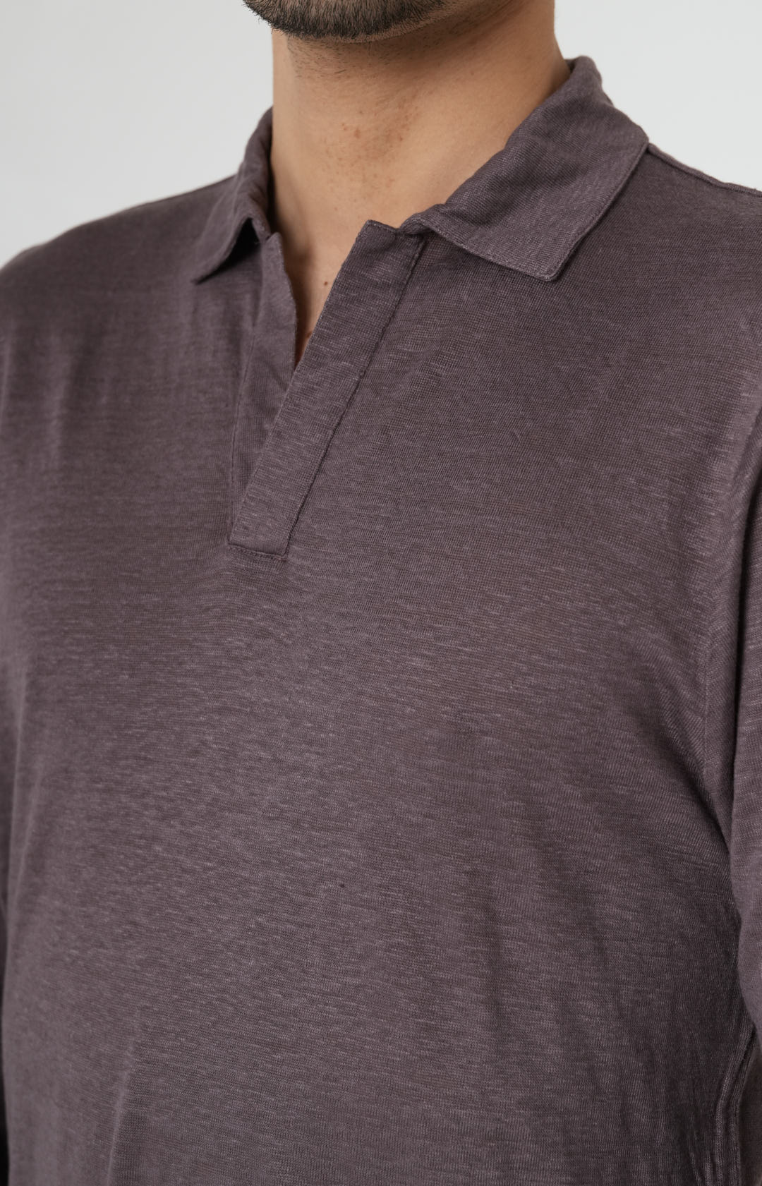 Long-sleeved polo shirt in ultra-light linen jersey