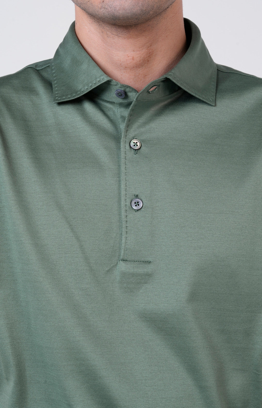 Short-sleeved polo shirt in ultra-light Scottish yarn