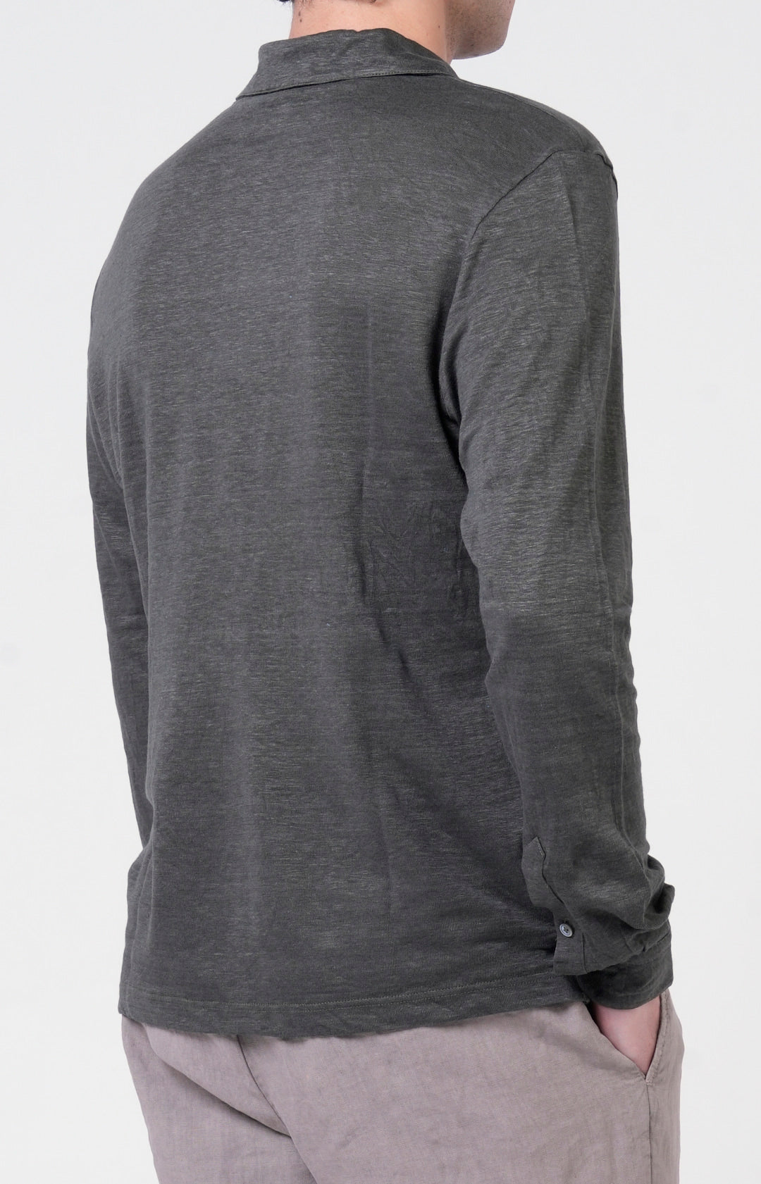 Long-sleeved polo shirt in ultra-light linen jersey