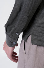 Long-sleeved polo shirt in ultra-light linen jersey