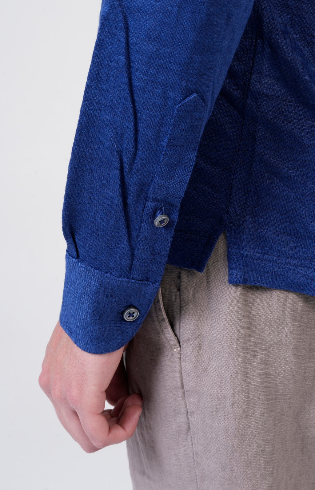 Long-sleeved polo shirt in ultra-light linen jersey