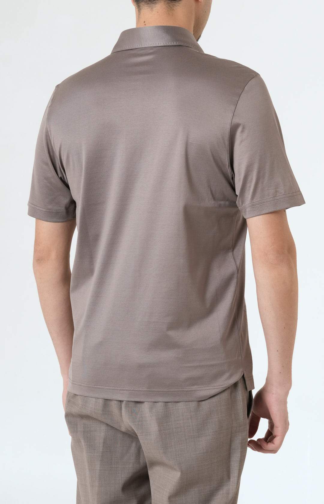 Short-sleeved polo shirt in ultra-light Scottish yarn