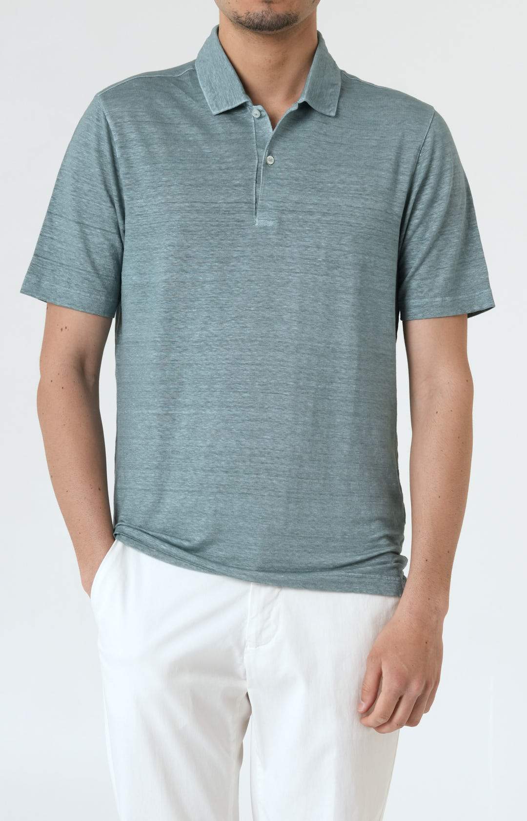 Short-sleeved polo shirt in ultra-light linen jersey