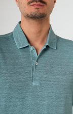 Short-sleeved polo shirt in ultra-light linen jersey