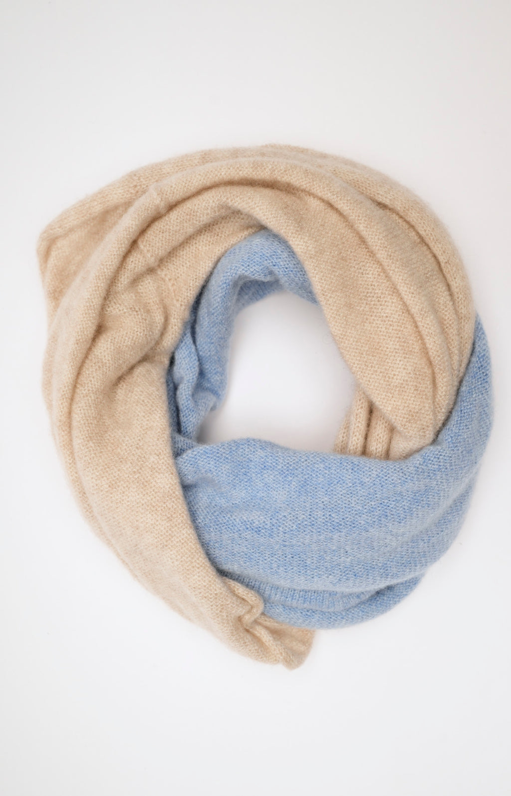 Two-tone cashmere neck warmer
