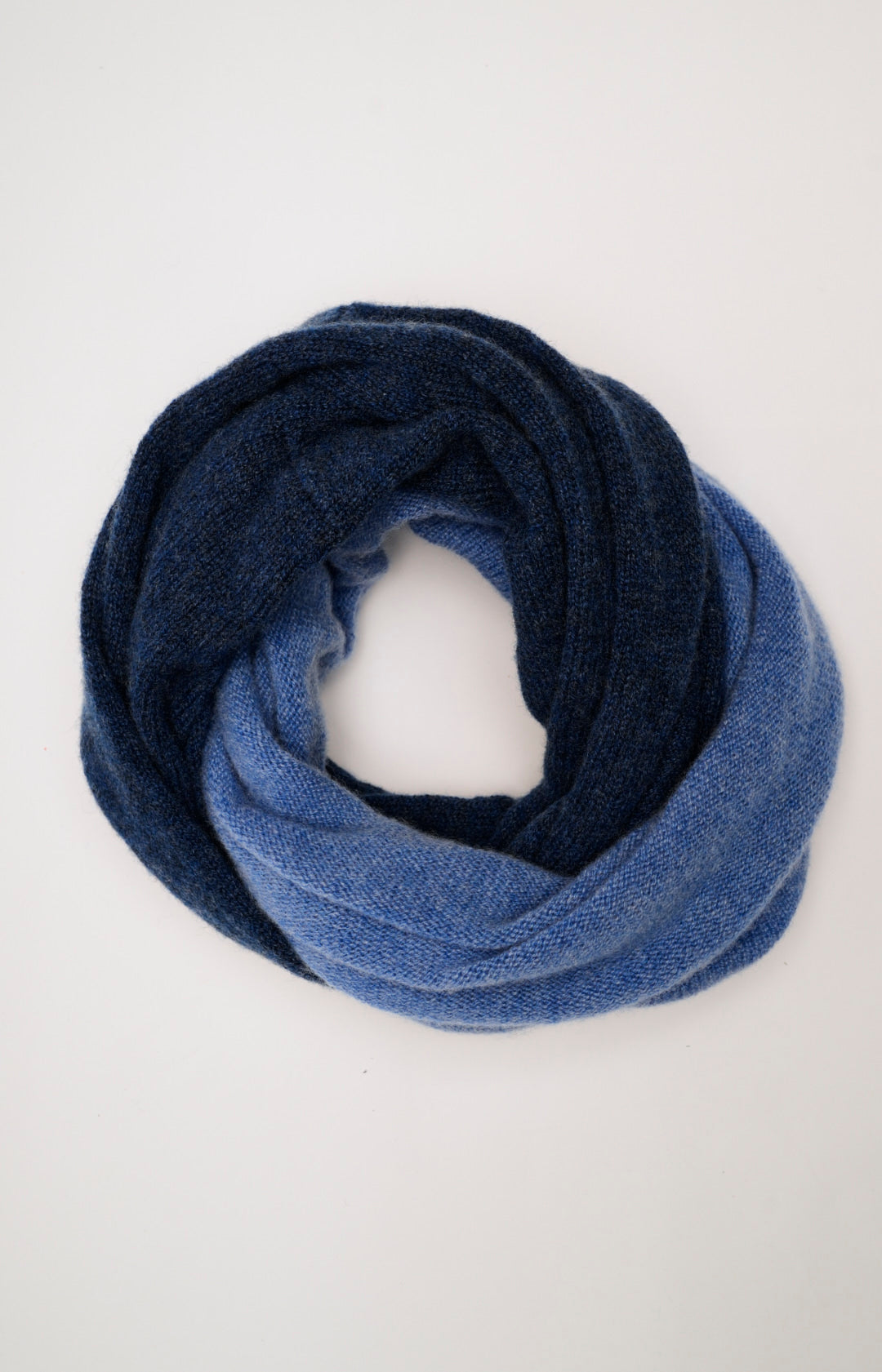 Two-tone cashmere neck warmer