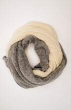 Two-tone cashmere neck warmer