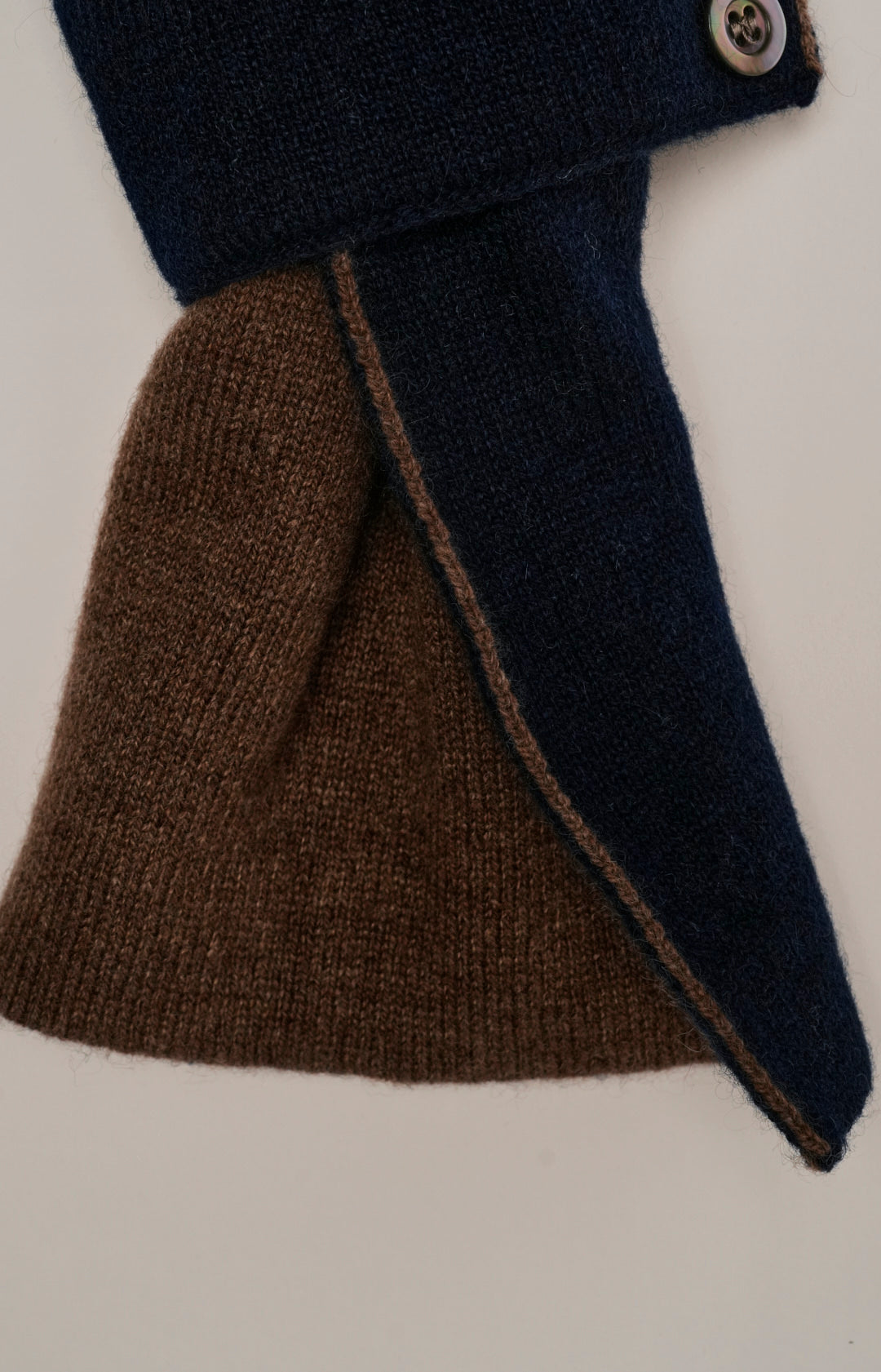 Cashmere tie neck warmer