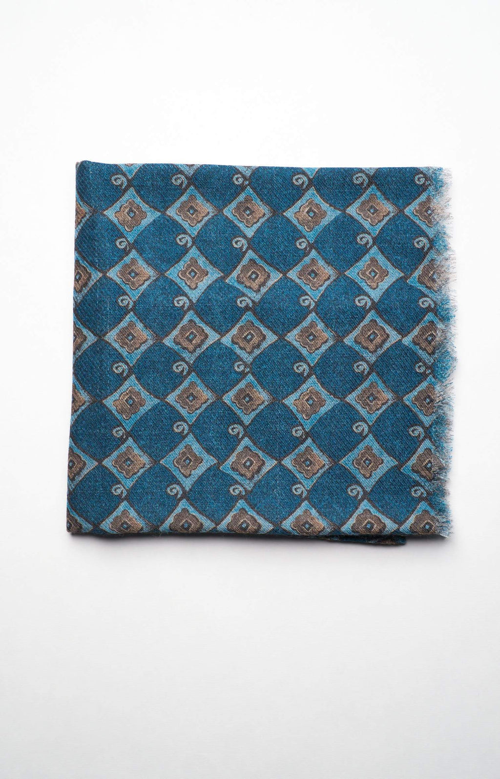 Patterned scarf in ultra-light cashmere and silk