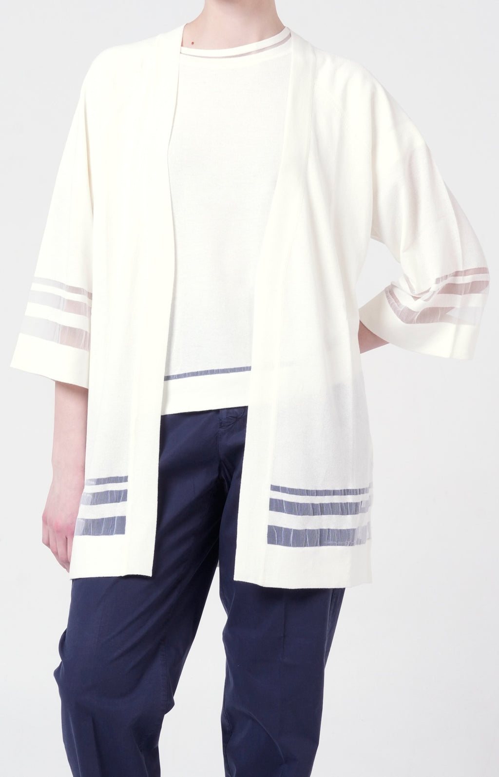 Twin-set in maglia con inserti in tulle