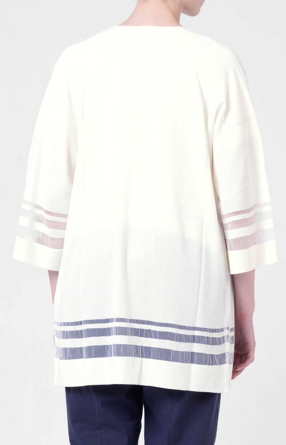 Twin-set in maglia con inserti in tulle