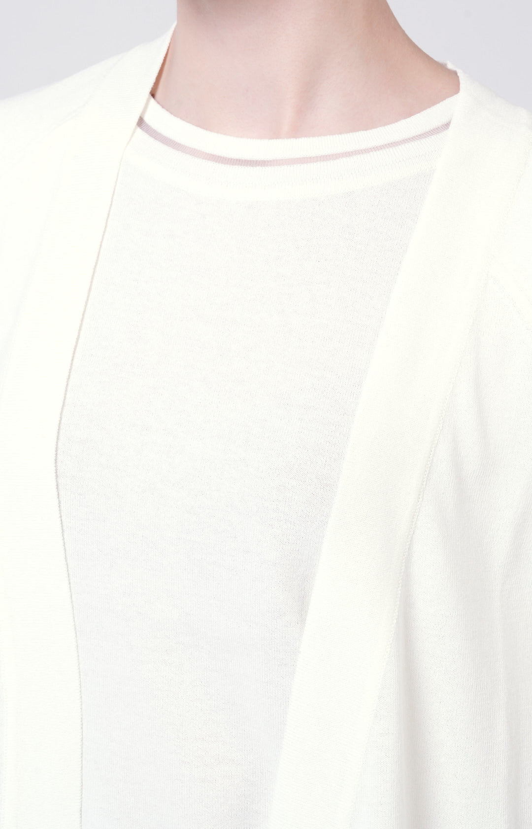 Twin-set in maglia con inserti in tulle