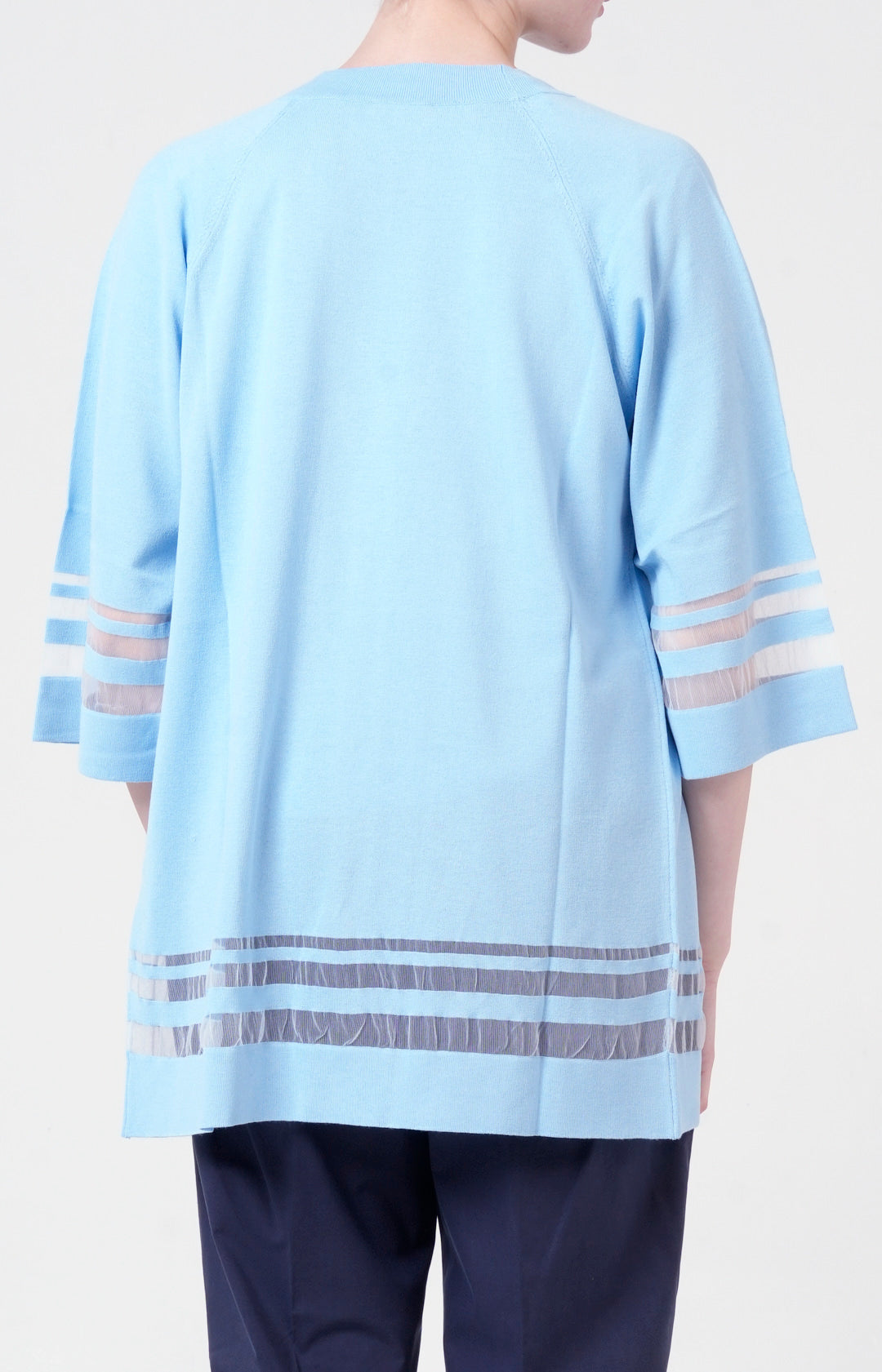 Twin-set in maglia con inserti in tulle