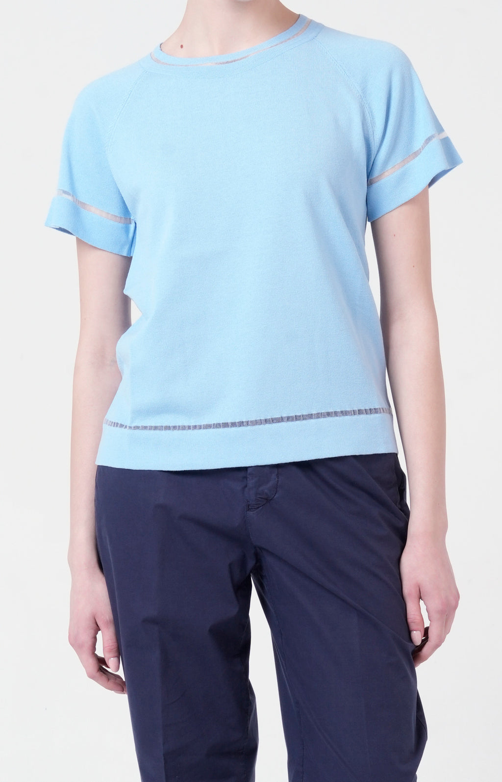 Twin-set in maglia con inserti in tulle